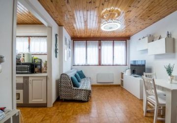 FREGENE SUD GRAZIOSO APPARTAMENTO A 50 MT DAL MARE