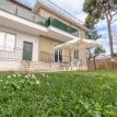 FREGENE CENTRO VILLA RIFINITISSIMA CON GIARDINO RIF. AE/65