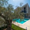 FREGENE – PRESTIGIOSA VILLA DI NUOVA COSTRUZIONE CON PISCINA • VISTA MARE • CLASSE A4 RIF. V/100