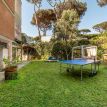 FREGENE NORD APPARTAMENTO RISTRUTTURATO CON GIARDINO ANGOLARE - RIF. V/120