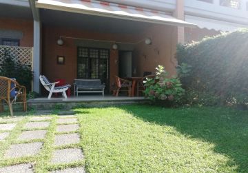 FREGENE APP.TO PIANO TERRA CON GIARDINO - RIF. AE/17 -