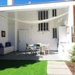 FREGENE GRAZIOSO ED ACCESSORIATO VILLINO CON GIARDINO RIF. AE/75